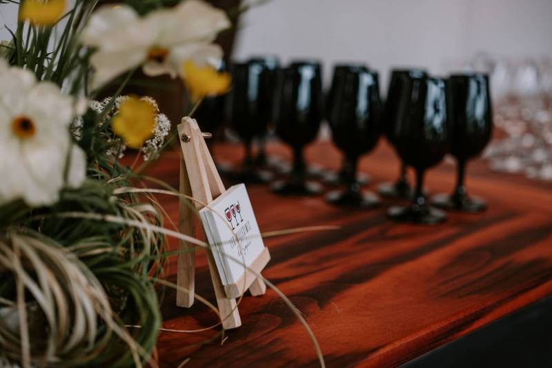 Domaine mariage option service traiteur et dj vers Nantes, Pornic, La Rochelle : peut-on amener son propre cuisinier ou choisir parmi des partenaires ?
